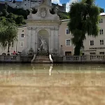 Ruhiges Mit Dachterrasse In * Salzburg