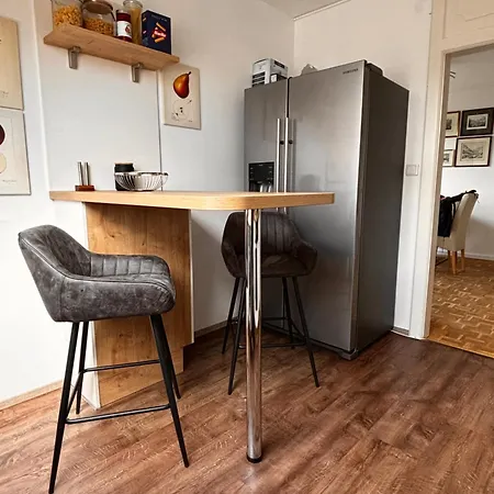 Ruhiges Mit Dachterrasse In Apartamento Salzburgo