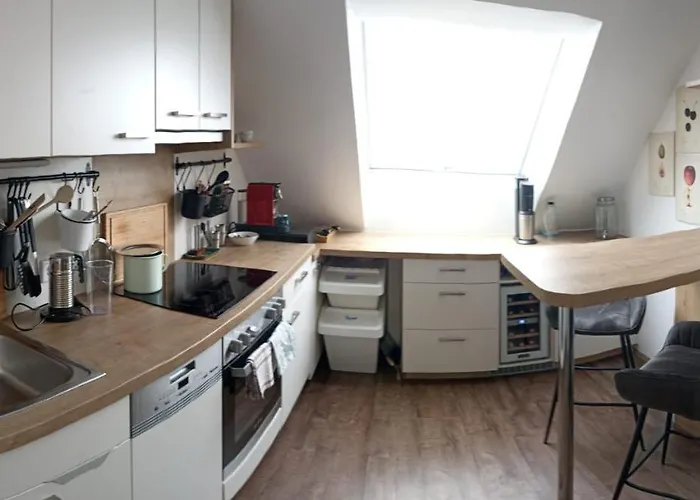 Ruhiges Mit Dachterrasse In Апартаменты