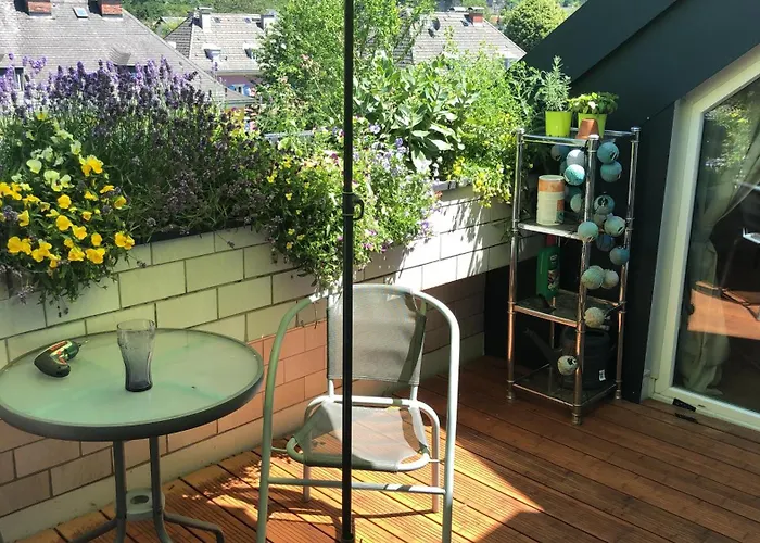 Ruhiges Mit Dachterrasse In Апартаменты