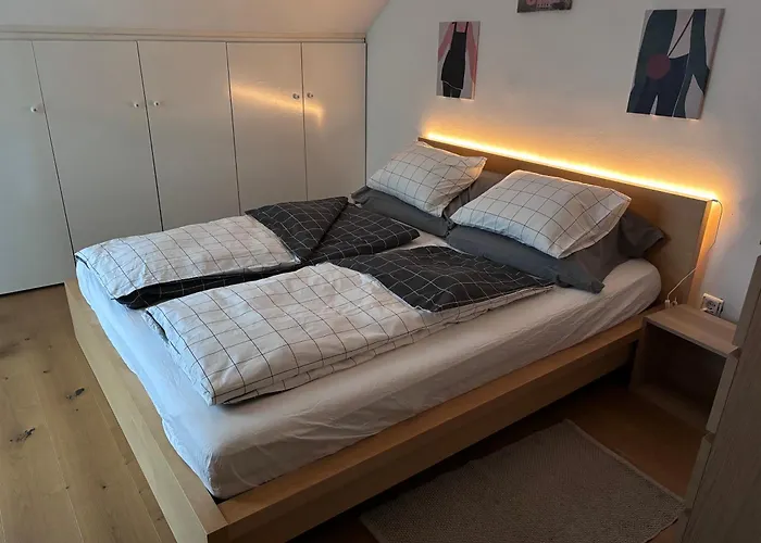 Ruhiges Mit Dachterrasse In * سالزبورغ
